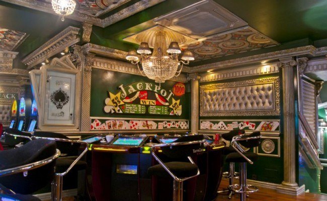 1.-Casino-La-Plata-650x4003