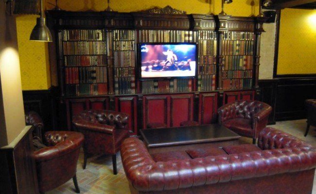 2.-The-Kingdom-Pub-650x400