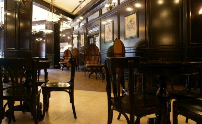 3.-Lobby-Bar-Mansion-Lucy-650x400