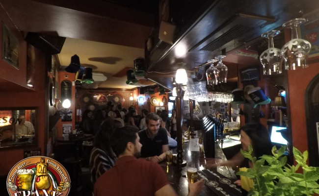 FRANK-TAVERN-PUB-IRLANDES-DECORETRO-650x400