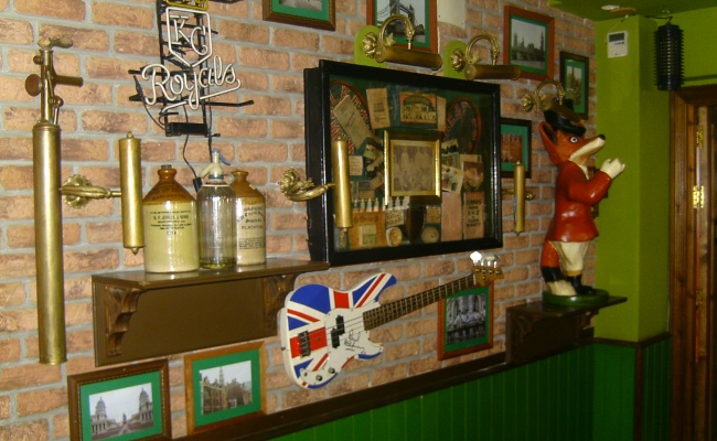 decoracion-tematica-decoretro-pub-inglesJPG-650x400
