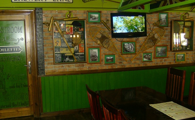 decoretro-decoracion-tematica-pub-inglesJPG-650x400